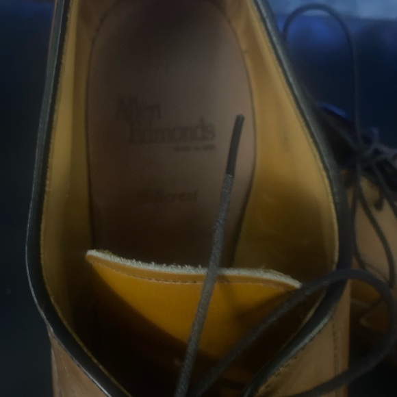 Allen Edmonds Hillcrest size 10 D - Picture 5 of 5